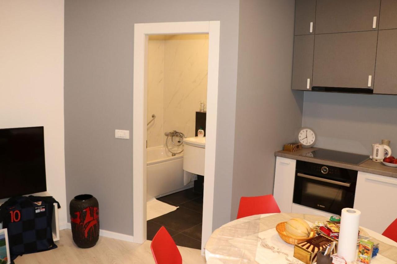 Apartman Gusar -Top Position, Close To The Center And The Beach, Fully Equipped Omiš Extérieur photo