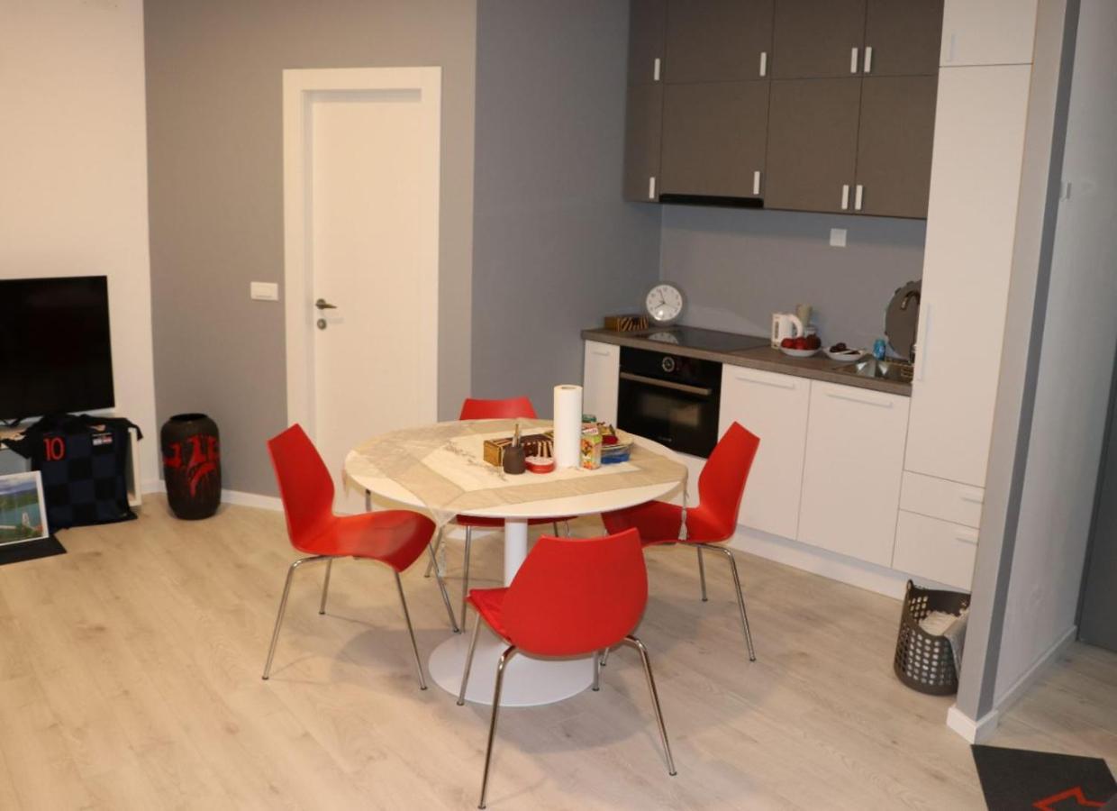 Apartman Gusar -Top Position, Close To The Center And The Beach, Fully Equipped Omiš Extérieur photo